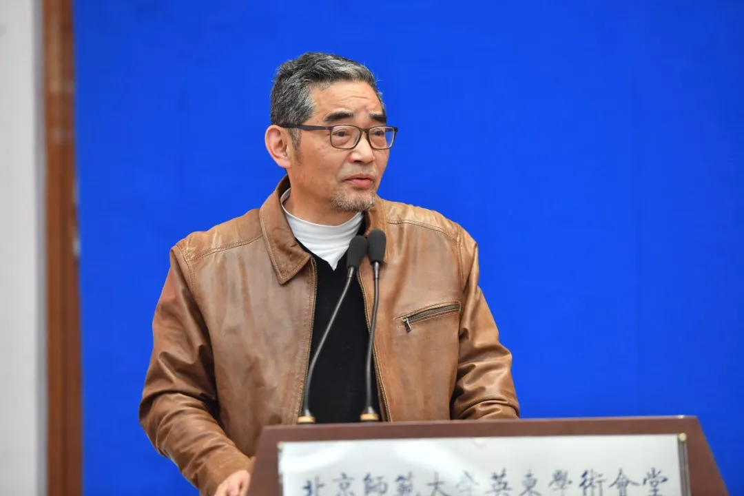 著名作家、魔镜街拍
教授 苏童.jpg